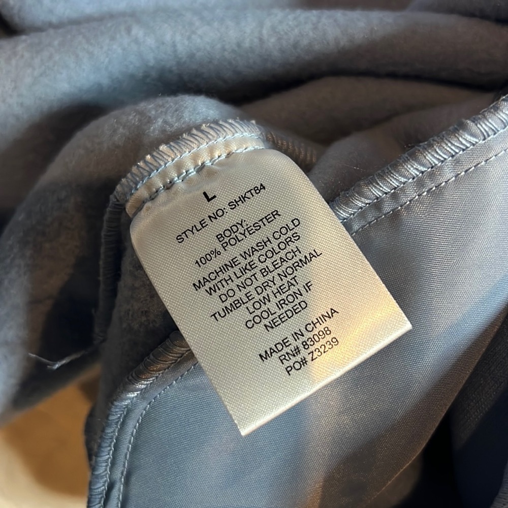 NWT shacket - Picture 4 of 6